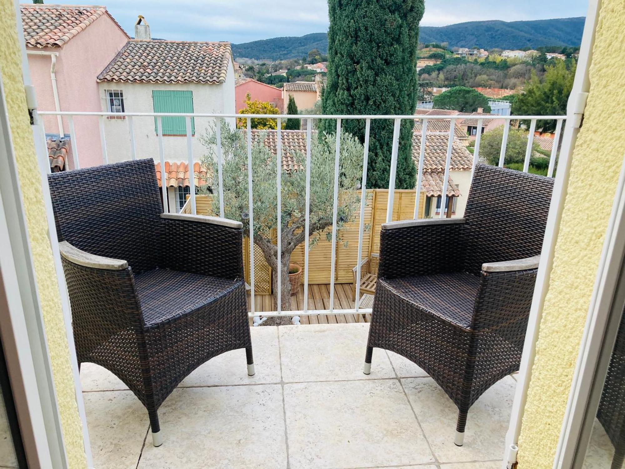 Mazet Renove Golfe De St Tropez Vila Cogolin Exterior foto